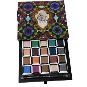 Urban Decay Alice Through The Looking Glass Eyeshadow Palette *READ